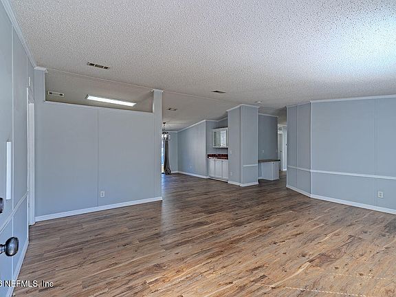 5th image of 541462 LEM TURNER Road