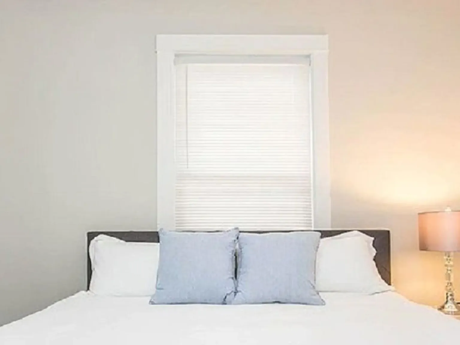 3 bed, 1200 sqft, $3,600 — Photo 2
