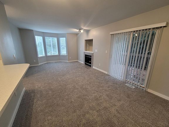 Living/Dining view 1