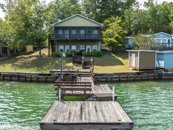 282 Holley Cir, Eclectic, AL 36024