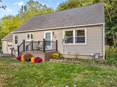 226 Charlotte St, Newark, NY, 14513