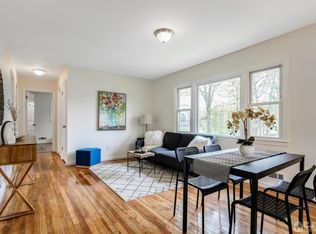 2 Diaz St, Iselin, NJ 08830