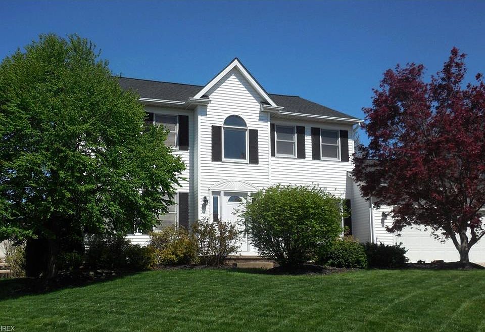 1st image of 33009 Popham Ln