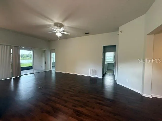 7622 Colbury Ave — Photo 6