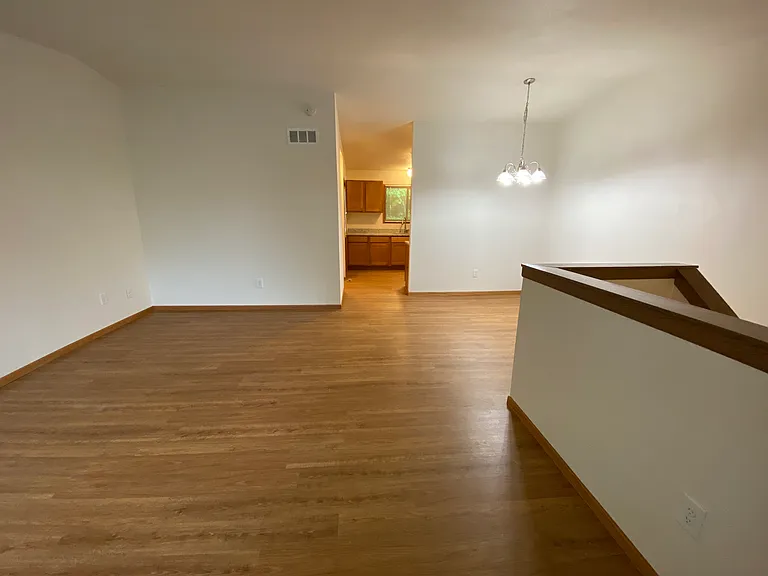 Parkwood Village Townhomes — Photo 17