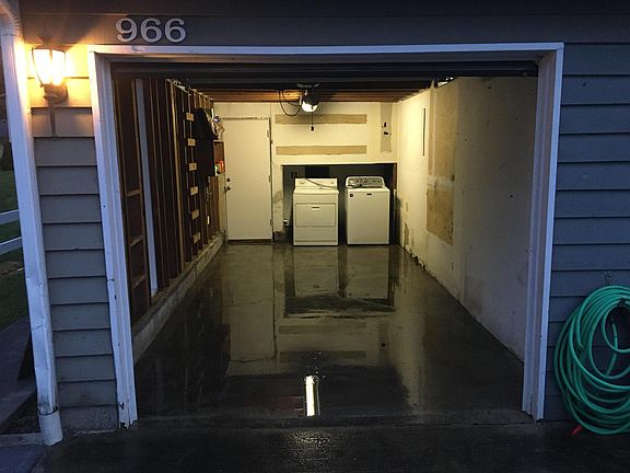 3rd image of 966 28th St NE