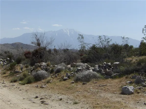9161 Fobes Rd, Morongo Valley, CA 92256