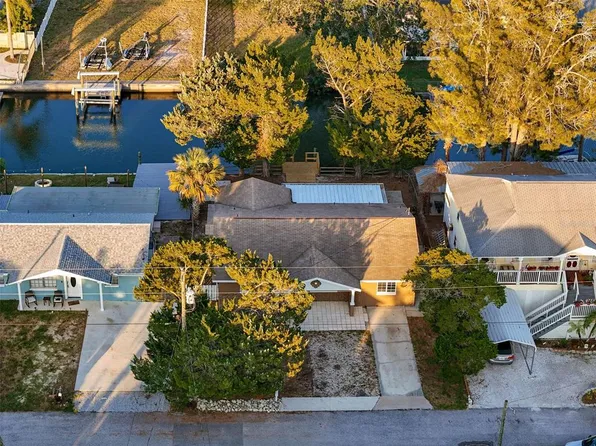 13912 Sommers Ave, Hudson, FL 34667