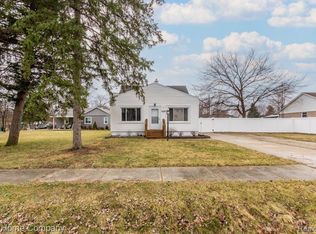 15144 Flanders St, Southgate, MI