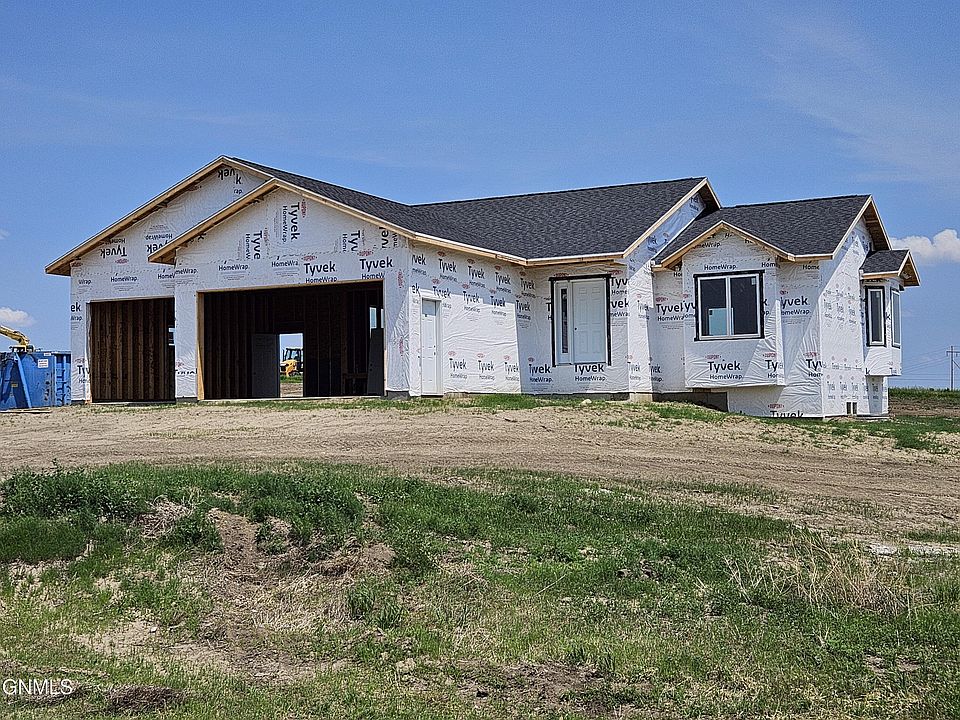 4558 Trailblazer Loop, Mandan, ND 58554 MLS 4009709 Zillow