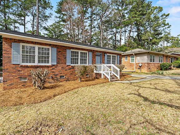 2nd image of 909 Dumbarton Rd