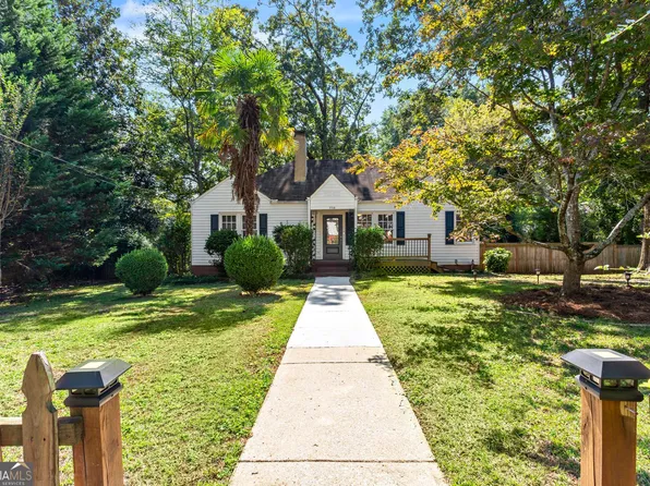 3715 Debelle St, Clarkston, GA 30021