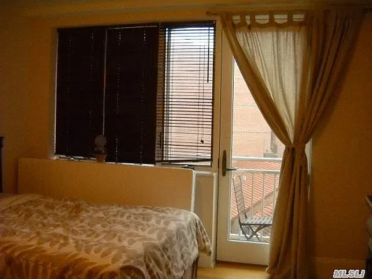 Rented by Crossings Realty | media 7