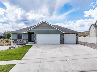 1459 Foxmore St, Pocatello, ID 83204