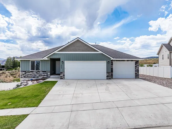 1459 Foxmore St, Pocatello, ID 83204