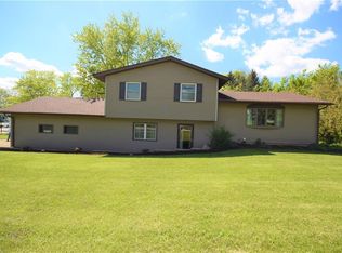 3666 Baumberger Rd, Stow, OH 44224