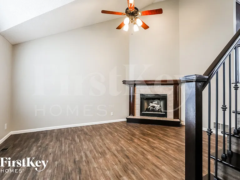 8688 NE 110th St — Photo 3