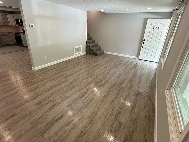 516 Broken Oak Ct — Photo 6