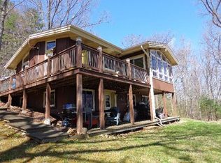 22 Sunset Dr, Ashburnham, MA 01430