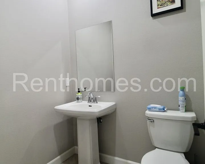 11007 Evelyn Way — Photo 12