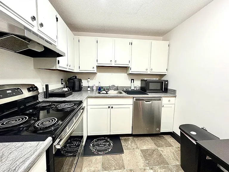 80 Stanton St #32 — Photo 3