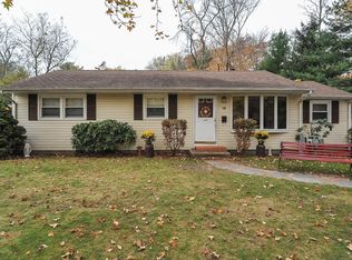 16 Emmons Ave, Farmingdale, NJ 07727