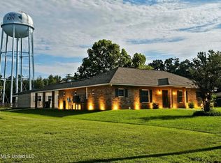 4319 Adcock St, Moss Point, MS 39563