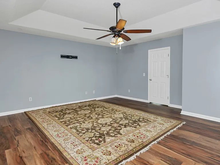 101 Grinders Mill Rd — Photo 16