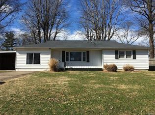 137 Freedom Dr, Belleville, IL