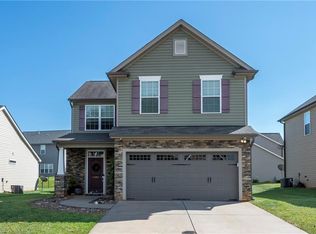 1391 Land Grove Dr, Kernersville, NC 27284