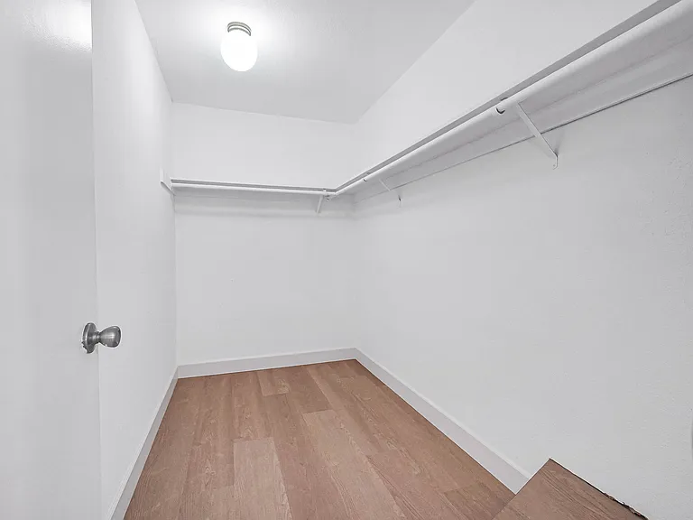 24054 La Paz Way — Photo 41