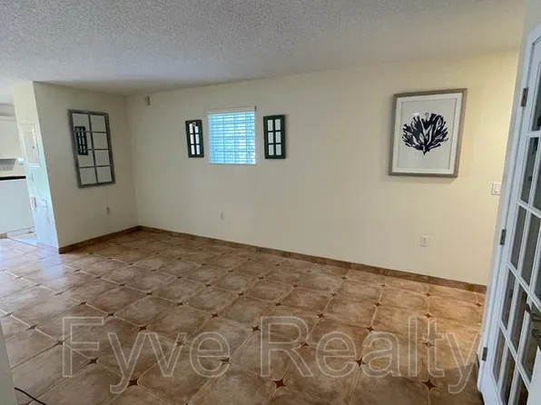 2151 NW 77th Way APT 106, Hollywood, FL 33024