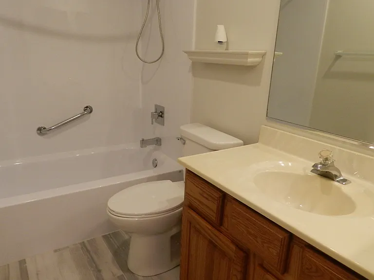 520 Biesterfield Rd #117 — Photo 12