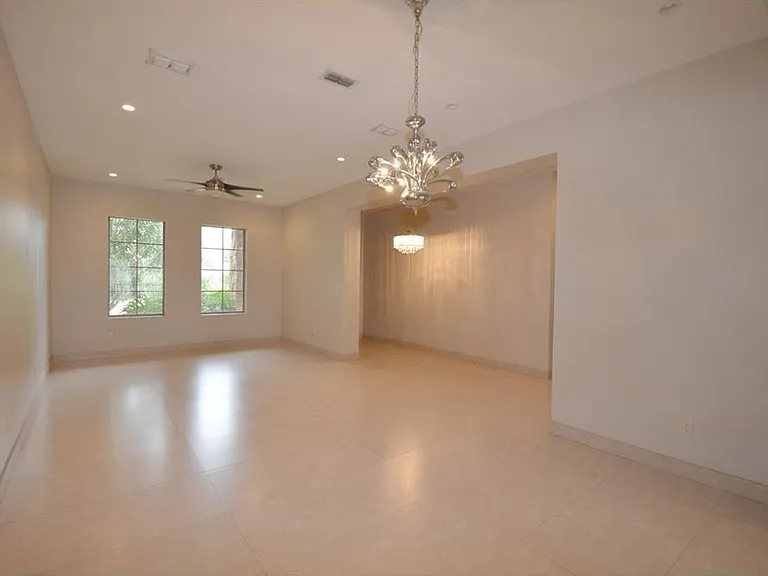 3600 Denia Ct — Photo 14