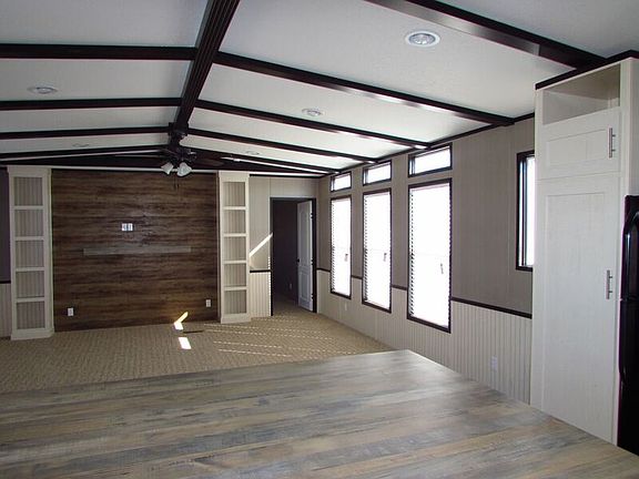 4th image of 5435 Marengo Pl