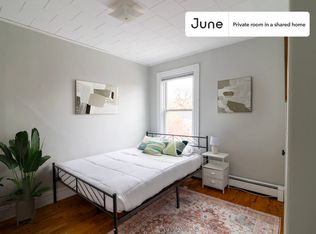2 Sherman St #B, Cambridge, MA 02138