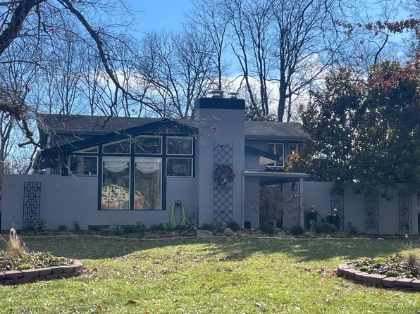 811 Princeton Dr, Terrace Park, OH 45174