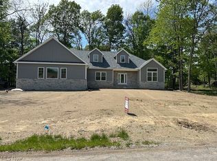 2791 Sylvan Rd, Geneva, OH 44041