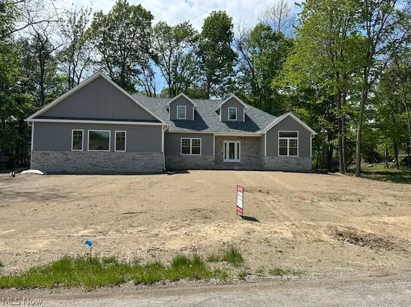 2791 Sylvan Rd, Geneva, OH 44041
