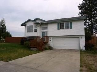 6736 W Santa Fe St, Rathdrum, ID 83858