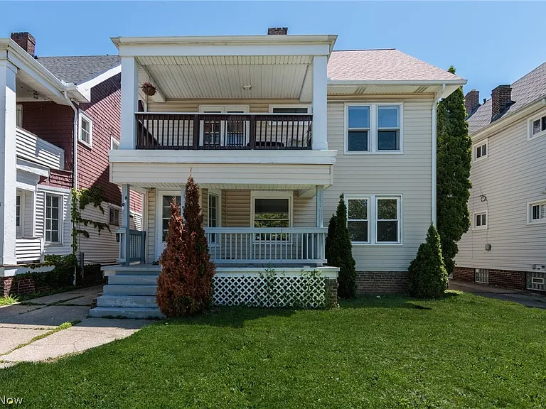 2035 Chesterland Ave #DOWN — Photo 1