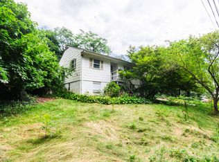 243 Pemberwick Rd, Greenwich, CT 06831