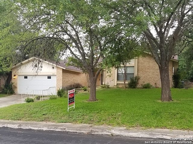 1st image of 8418 Oak Fence St