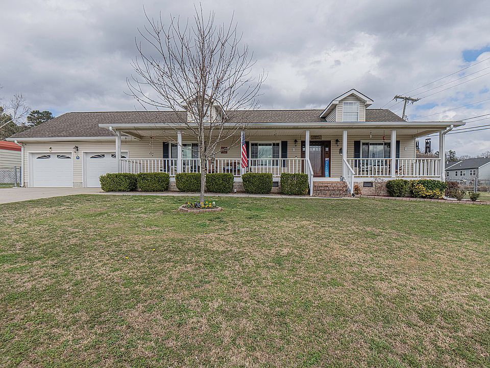1st image of 8405 Bay Run Dr