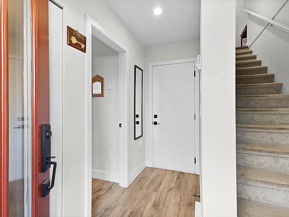 5th image of 2033 McKenzie Rd #13