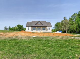 521 Powell Hollow Rd, Shelbyville, TN 37160