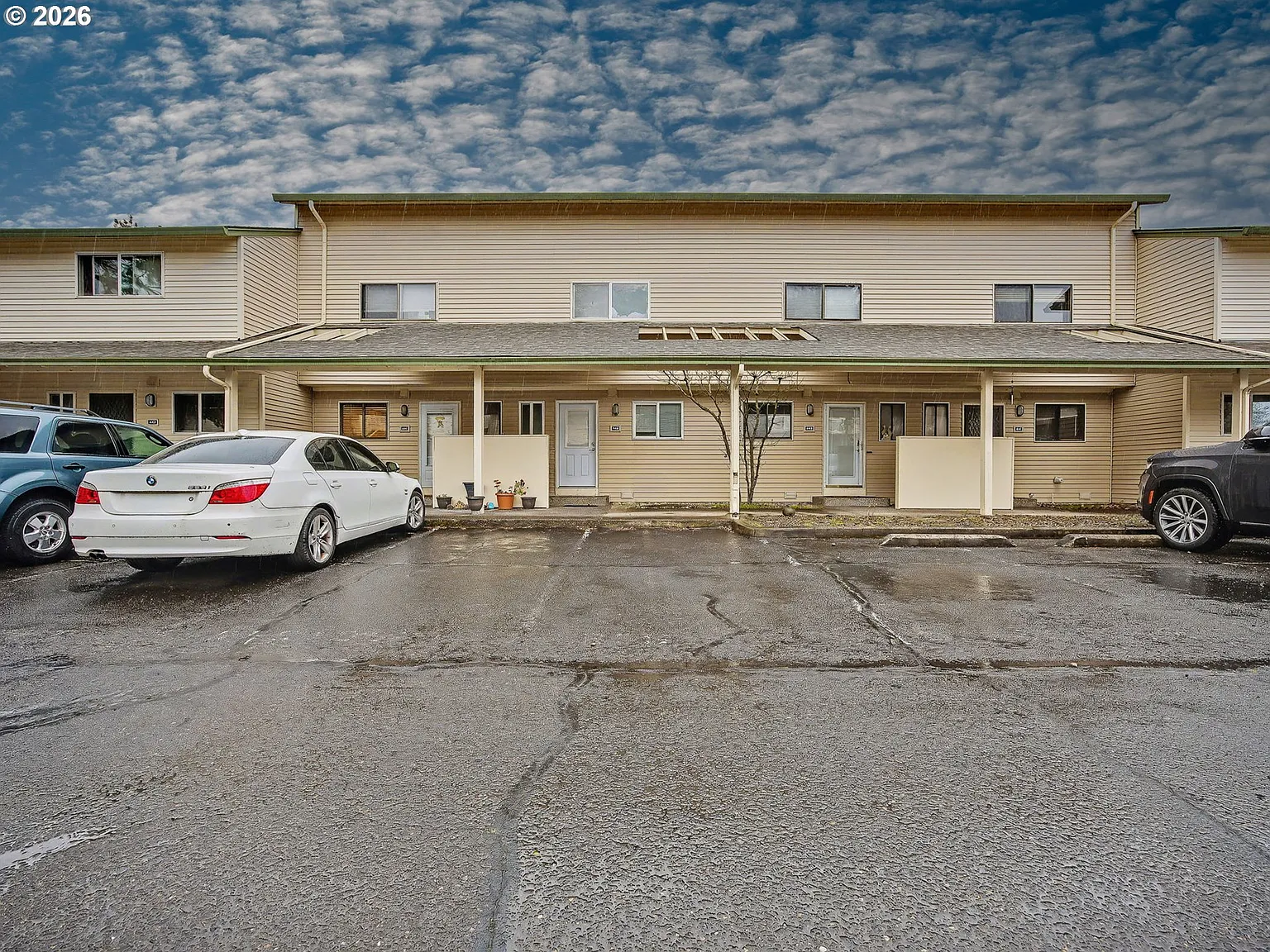 445 N Hayden Bay Dr photo 1