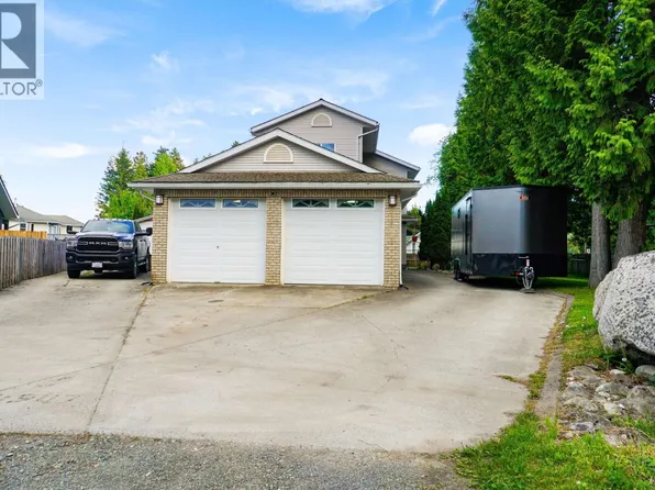 4947 Hundal Dr, Terrace, BC V8G 5N8