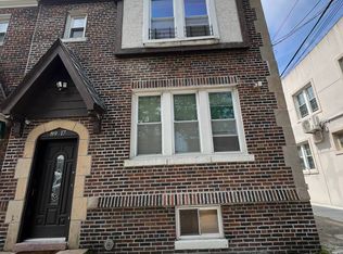 89-17 69th Rd #2B, Forest Hills, NY 11375