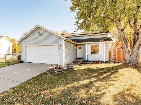 873 Elmwood Pl, West Fargo, ND 58078